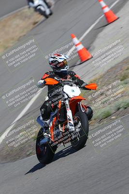 media/Nov-12-2023-Classic Track Days (Sun) [[11f17acb81]]/Group 3/session 2 turn 9/